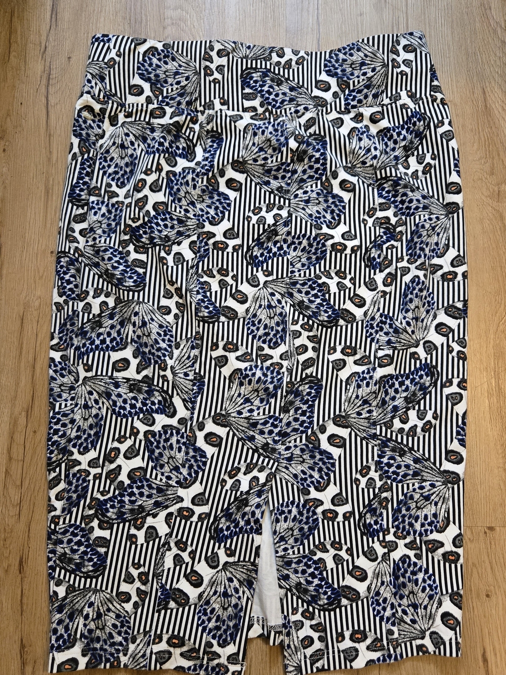 Melissa McCarthy Navy and White Leopard/Butterfly Stripe Pencil Skirt 2X